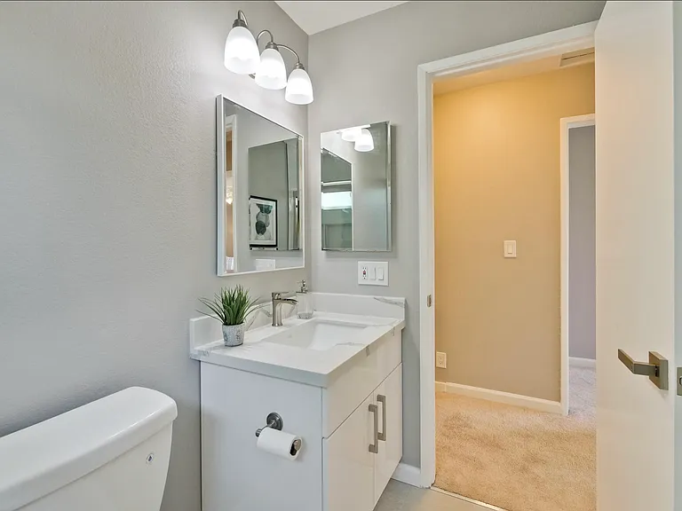 2258 Almaden Rd #B — Photo 30