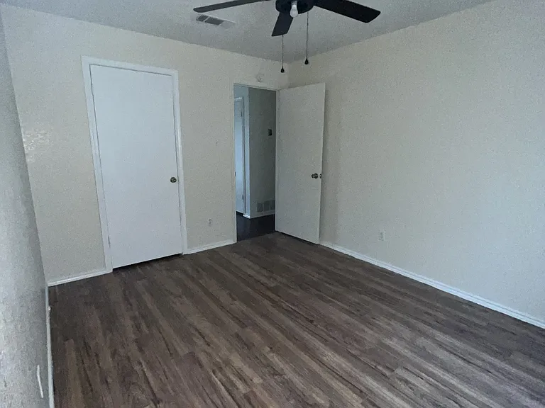 1604 Benttree Dr #A — Photo 15