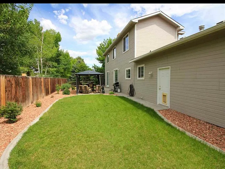2252 Pine Terrace Ct — Photo 21