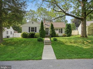 948 Parkside Ln, Lancaster, PA 17601