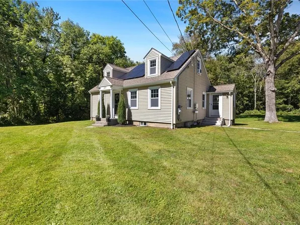 677 Central Pike, Scituate, RI 02857