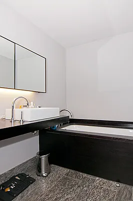 Rented by The Royse Group | media 7