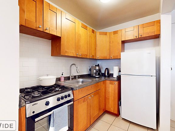 3rd image of 326 Columbus Ave APT 5I
