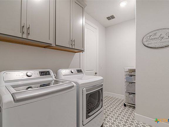 4th image of 1435 Dancing Oak Ln