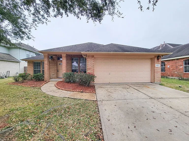 6806 Haley Ct — Photo 1