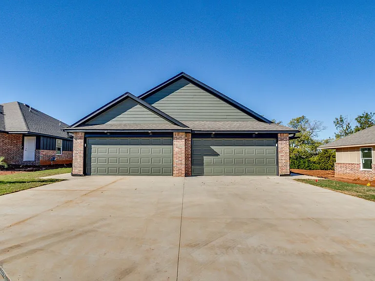 11505 Mackenzie Way — Photo 1