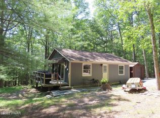 57 Juneberry Dr, Hawley, PA 18428