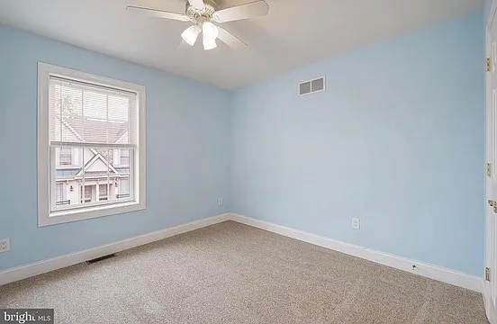104 Sutton Way #104 — Photo 23
