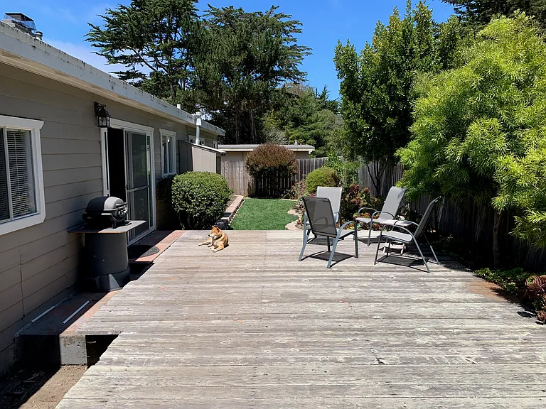 707 Crocker Ave — Photo 5