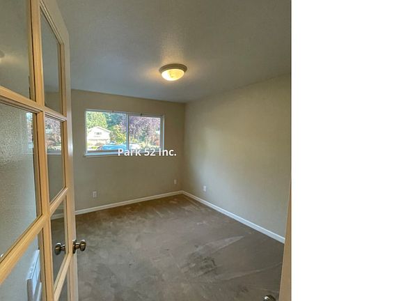 2nd image of 1020 Panorama Dr #1