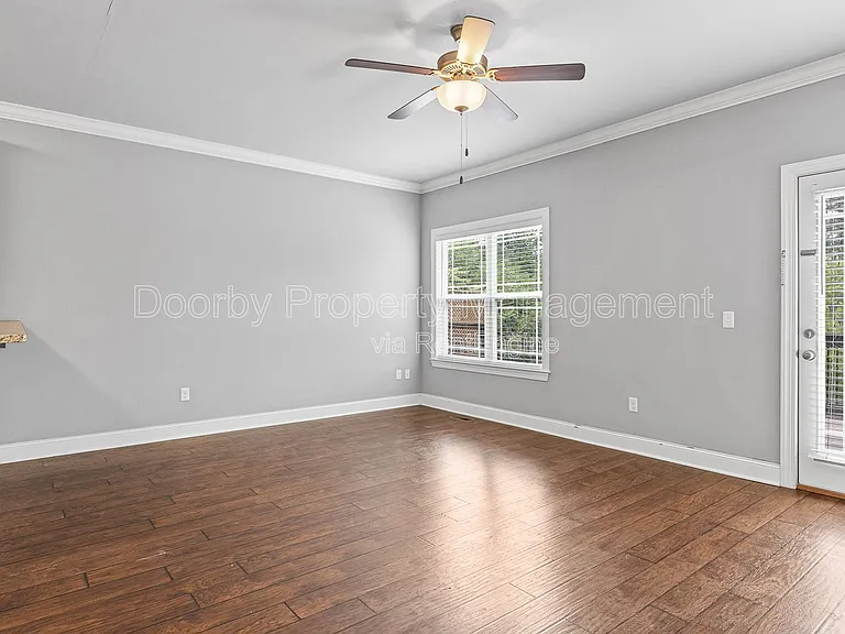 723 Ladd Ave — Photo 12