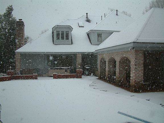3rd image of 1851 Hidden Oaks Dr