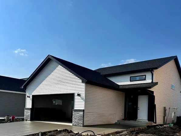 6313 Saint Ann Ave, Horace, ND 58047