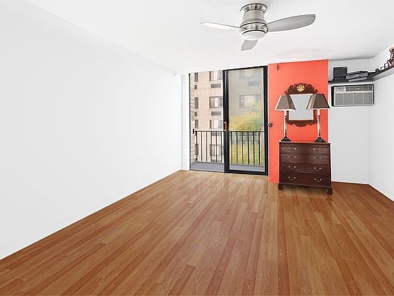 2nd image of 215 E 24th St APT 314