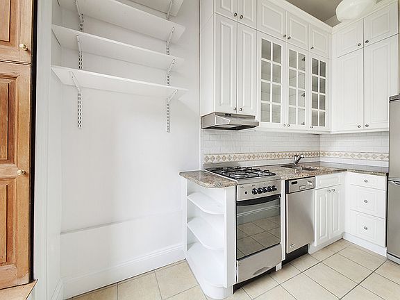 2nd image of 54 E 83rd St APT 4A