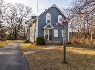273 Central St, Auburn, MA 01501