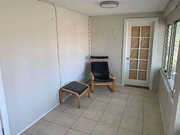 2nd image of 645 W Osceola St #1