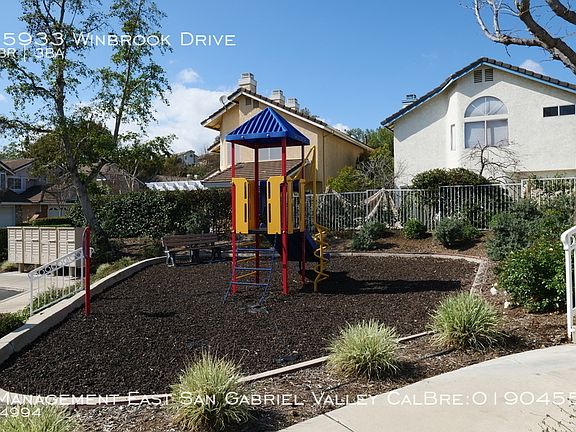 5th image of 15933 Winbrook Dr
