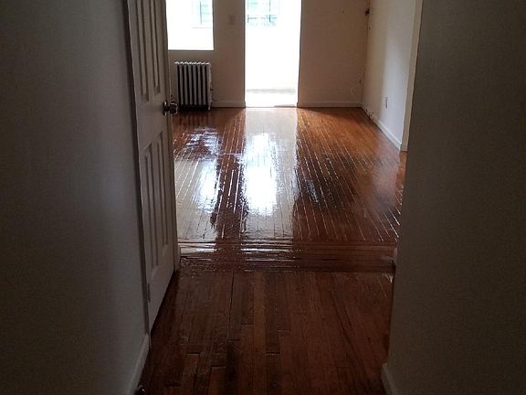 4th image of 51 College Ave