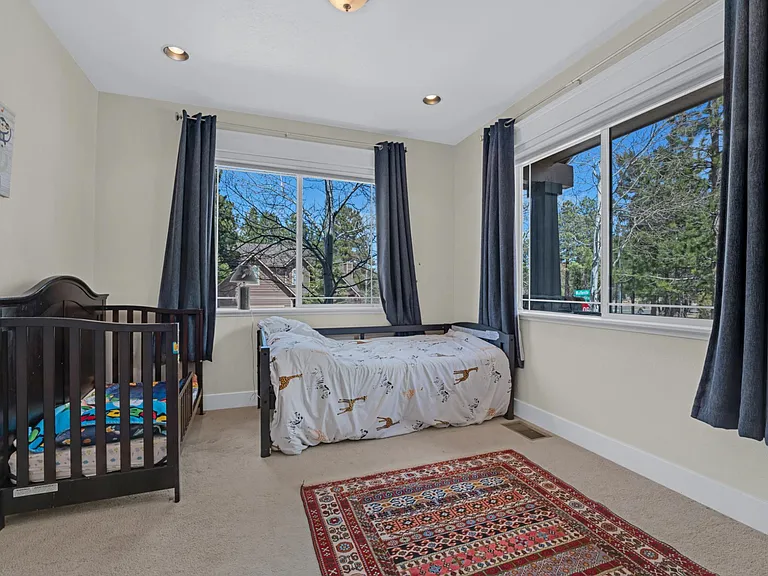 Bedroom 2- Downstairs