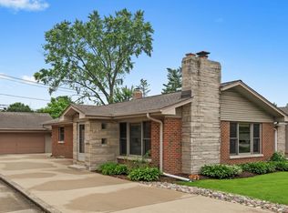 601 Chicago Ave, Downers Grove, IL 60515