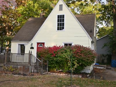 2876 Worden St, Norton Shores, MI, 49444