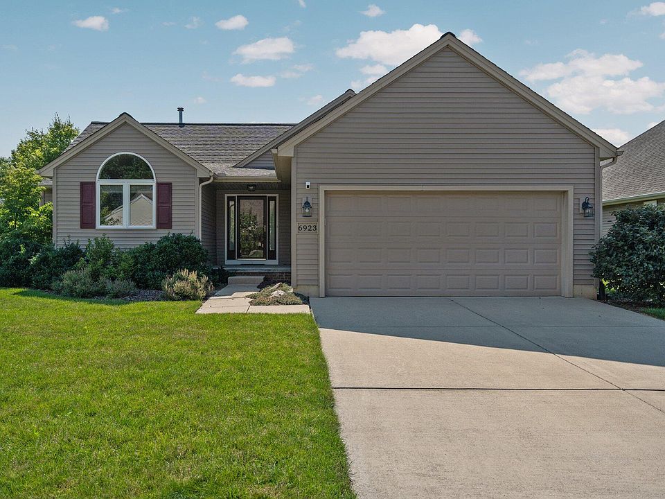 1st image of 6923 Wellington Dr