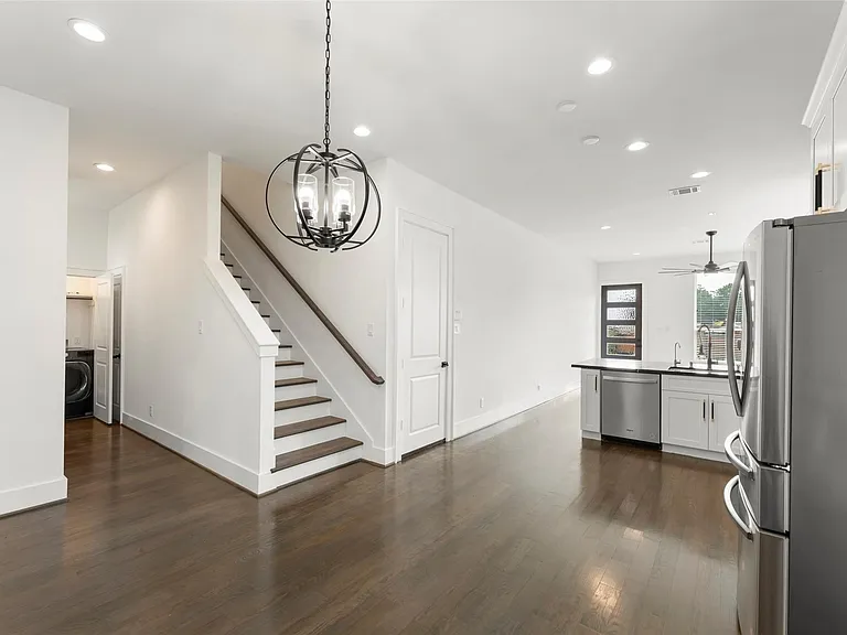 1825 Northwood Rd — Photo 17