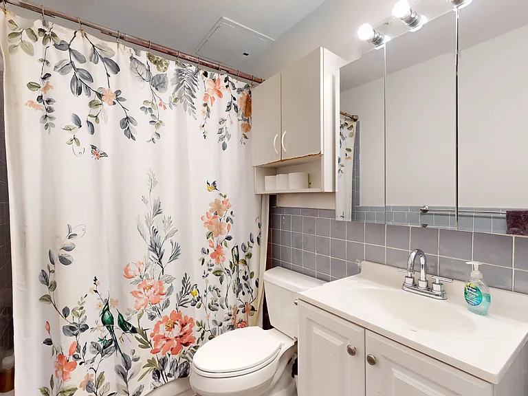 467 Beacon St #2 — Photo 20