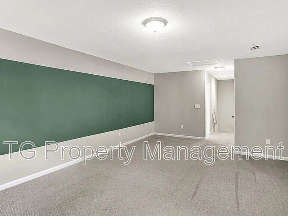 4th image of 2651 Firethorn Ave