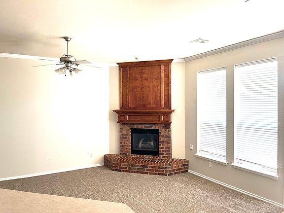 5th image of 2508 NW 180th St
