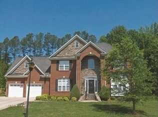 595 Carson Ridge Dr, Oak Ridge, NC 27310