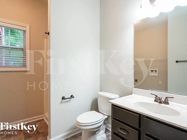 1305 Marcy Ct — Photo 13