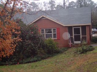 3652 Pine Forest Rd, Macon, GA 31206