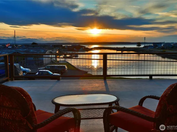 3621 Shorewood Avenue, Greenbank, WA 98253