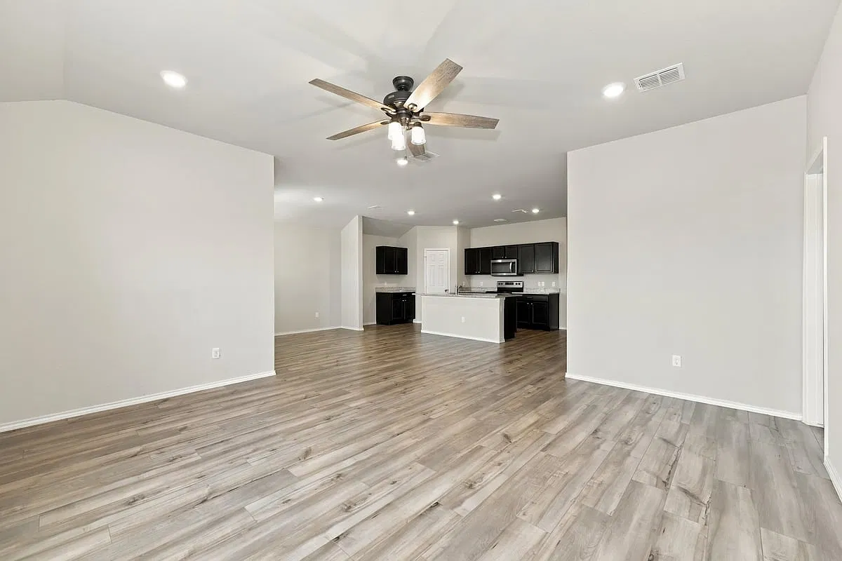 7108 Guadalupe Rd - 7108 Guadalupe Rd — Photo 3