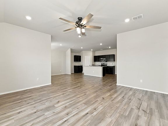 3rd image of 7108 Guadalupe Rd