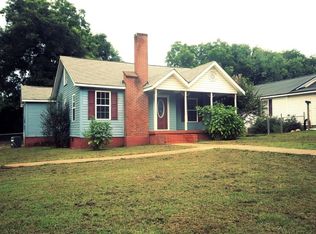 210 Alexander Ave, Lindale, GA 30147