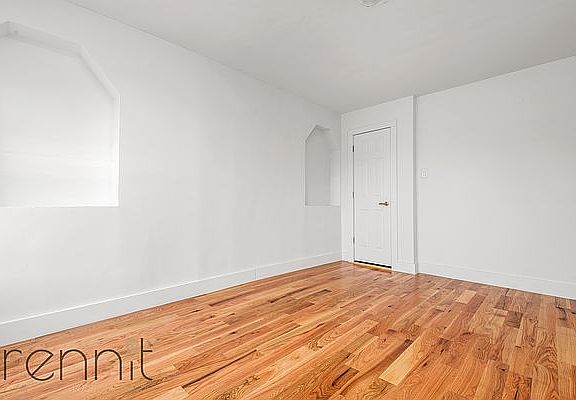 5th image of 115 Marcus Garvey Blvd APT 1