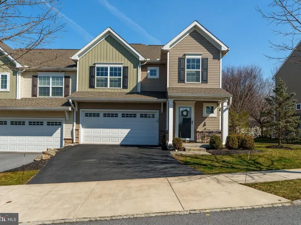 309 Weatherfield Pl, Lancaster, PA 17602