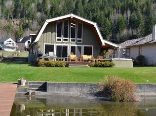 411 Maple Grove Rd, Port Angeles, WA 98363