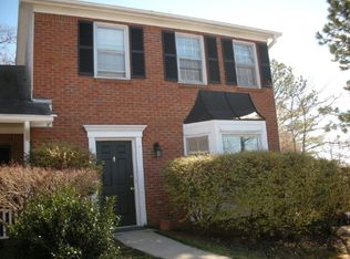 1832 Cooper Lake Dr, Vinings, GA 30080