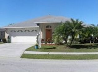 7522 E 43rd Ct, Sarasota, FL 34243