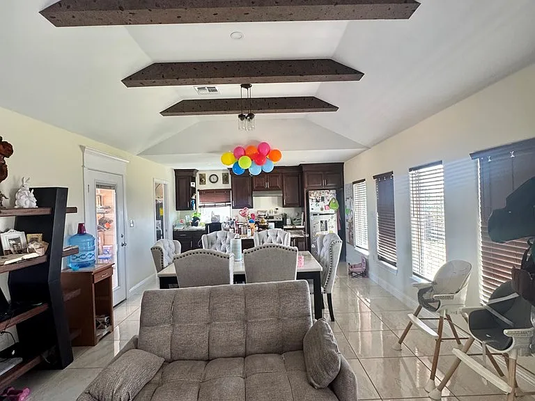 144 Six Shooter Rd — Photo 5