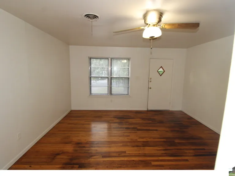 304 Ridge St — Photo 34