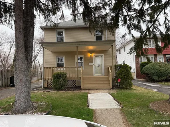 1127 Earle Pl, Plainfield, NJ 07062