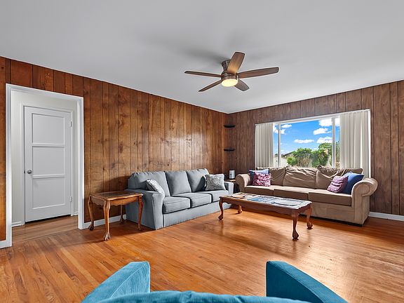 4th image of 317 San Alberto Way