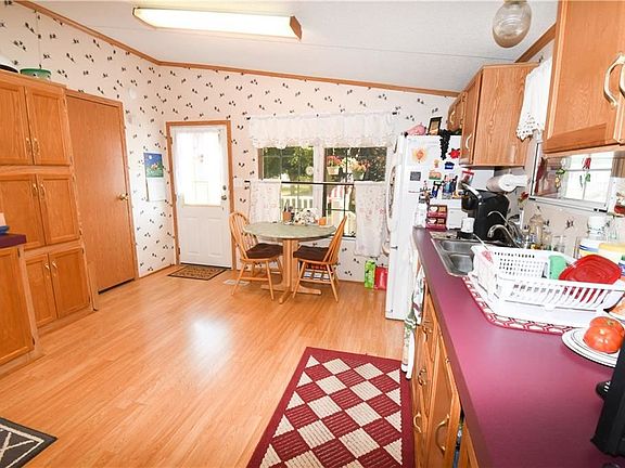 5th image of 6385 Whispering Woods Dr