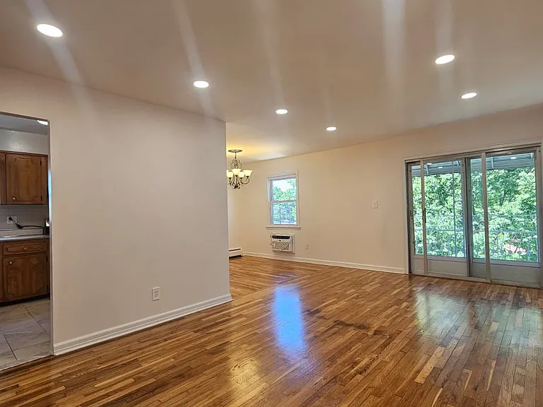 22-53 76th St #3B — Photo 4