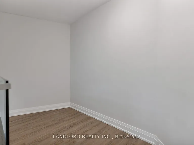 33 Harbour Sq #2208 — Photo 22